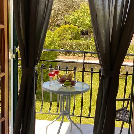 Apartment Lemon Tree B C